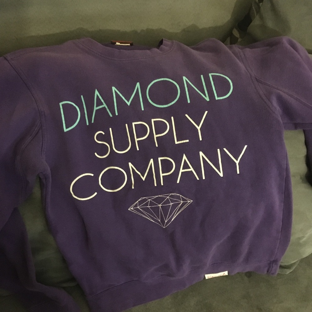 Crewneck diamond supply company in great shape